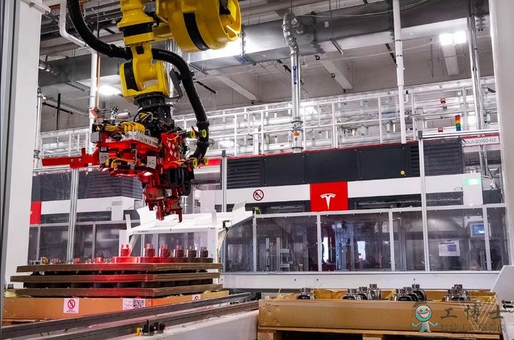 揭秘特斯拉超级电池工厂 这里是机器人的世界