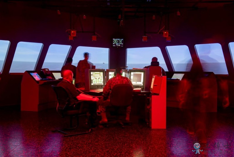 大型船舶操作游戏机？美国运用VR培训海军技能